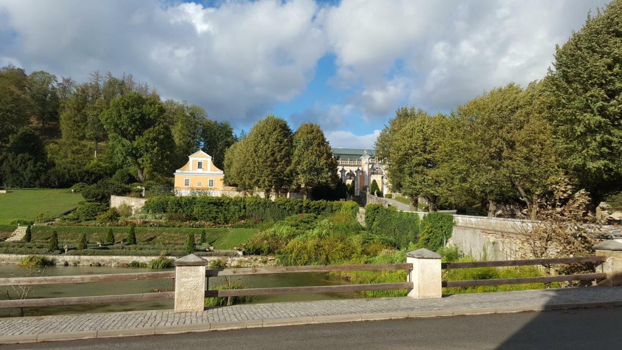 Apartman Nove Hrady Exteriör bild
